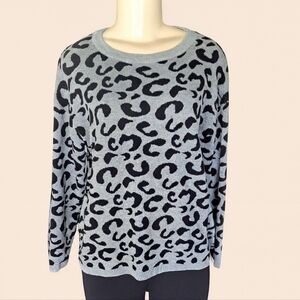 Metric Knits Leopard Print Sweater – Size Small